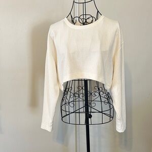 Forever 21 Ivory Ribbed Long Sleeve Crop Top Size S